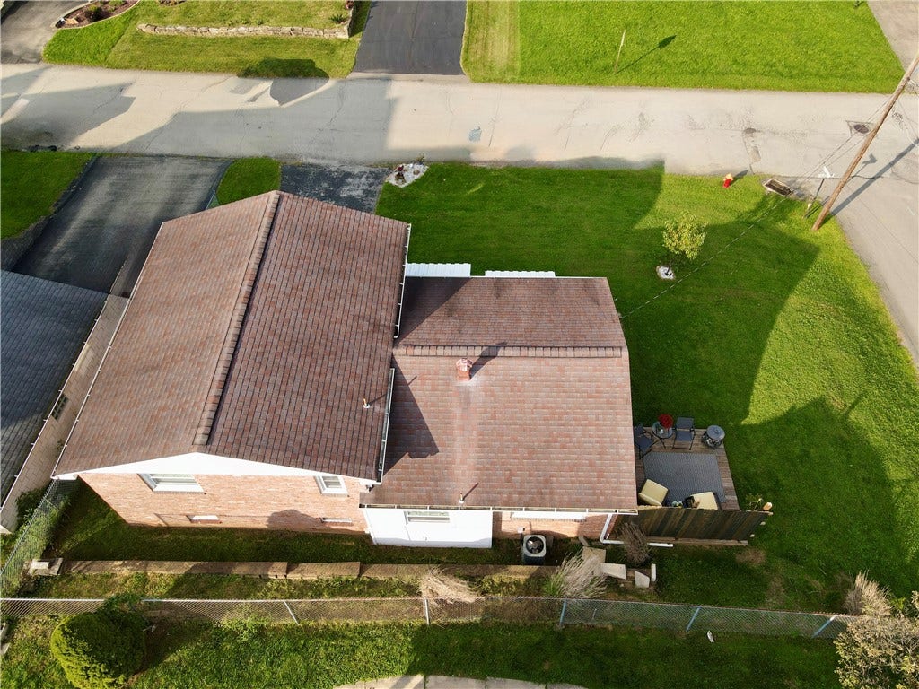 601 Stauffer Ave, Scottdale, PA 15683