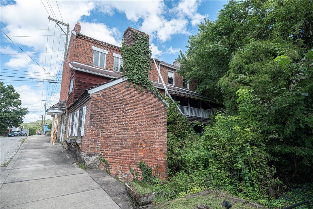 600 Front St, Brownsville, PA 15417