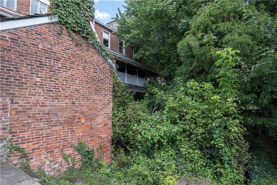 600 Front St, Brownsville, PA 15417