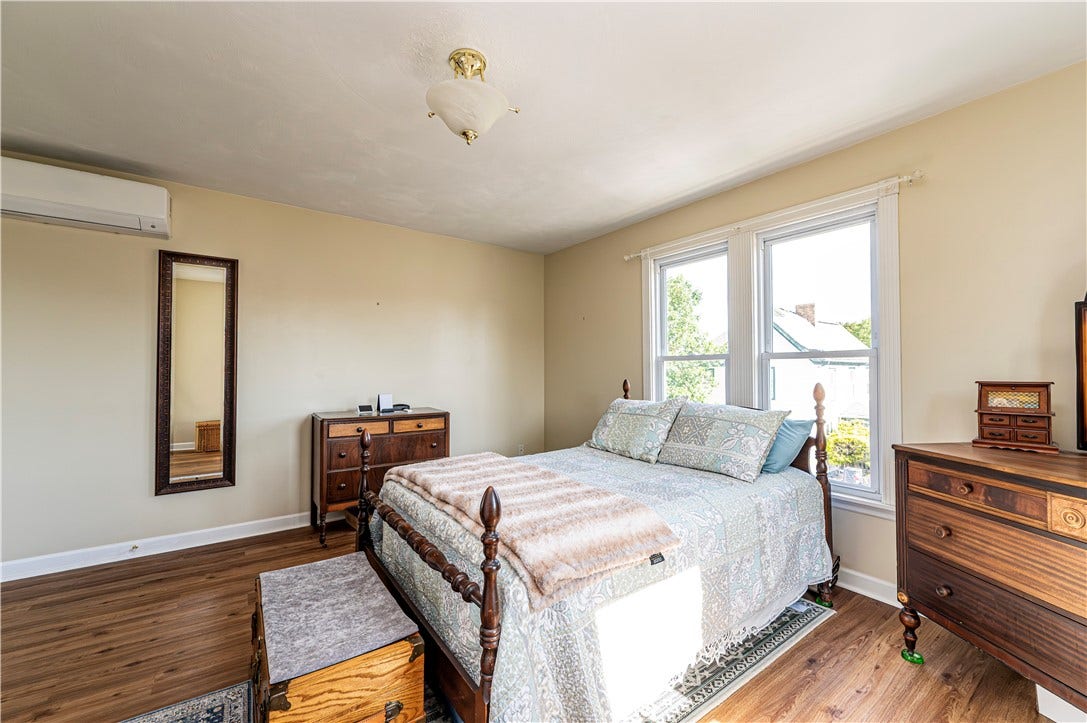 322 TREMONT AVENUE, Greensburg, PA 15601