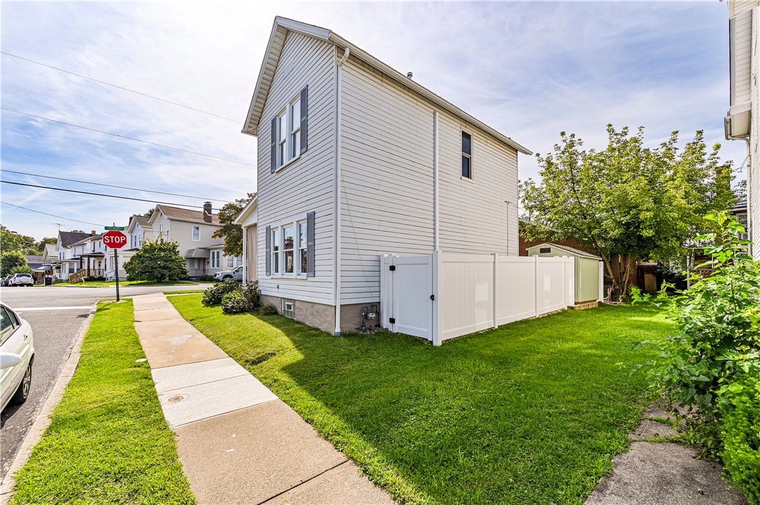 322 TREMONT AVENUE, Greensburg, PA 15601