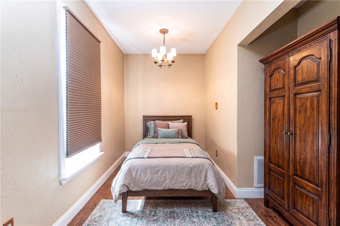 2ND BEDROOM STAGED