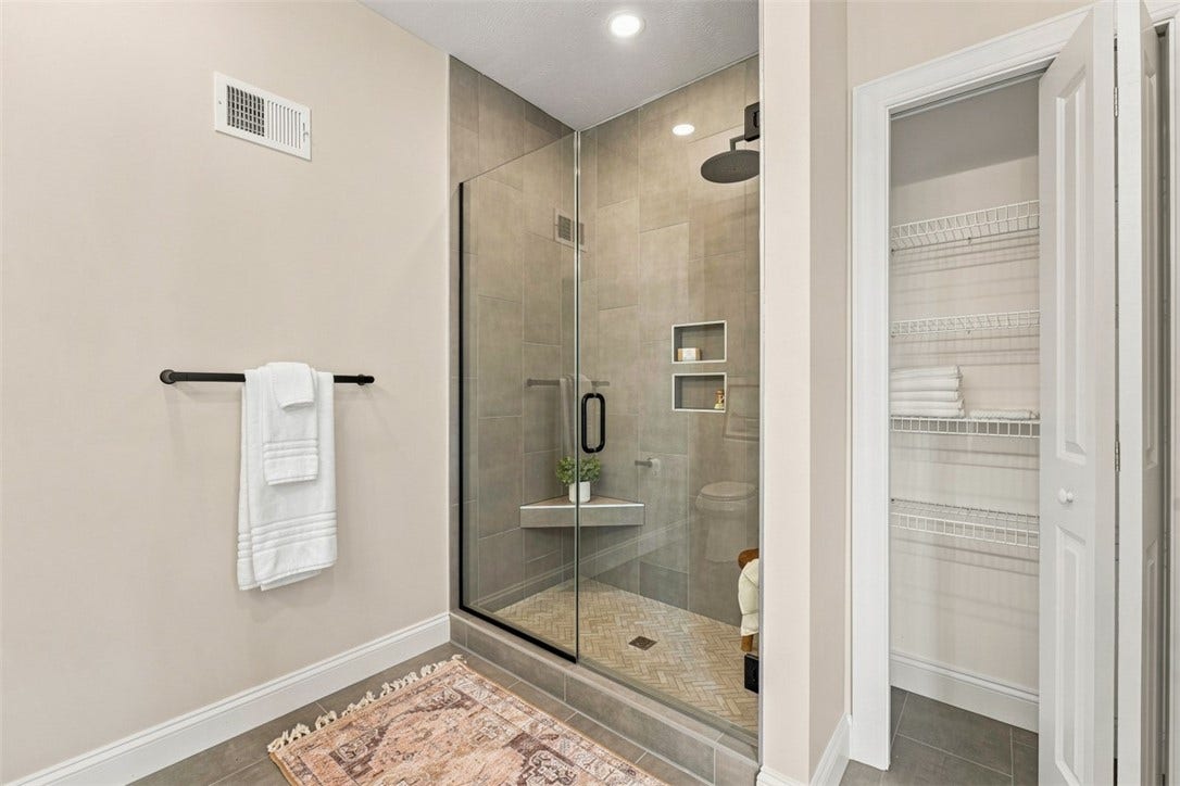 1167 Valley Club, #115, Irwin, PA 15642