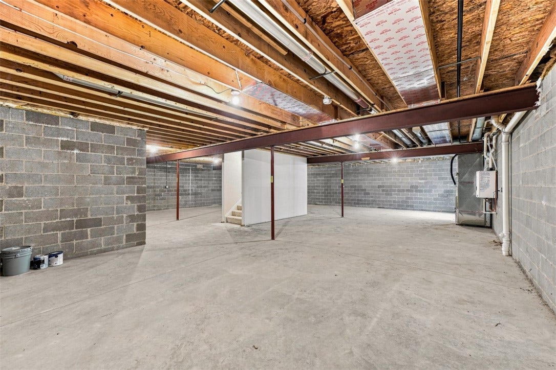 1167 Valley Club, #115, Irwin, PA 15642