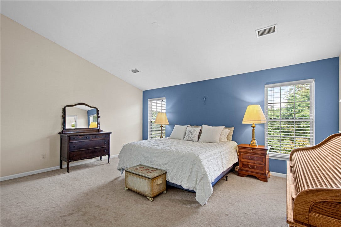 104 Great Rock Drive, Bethel Park, PA 15102