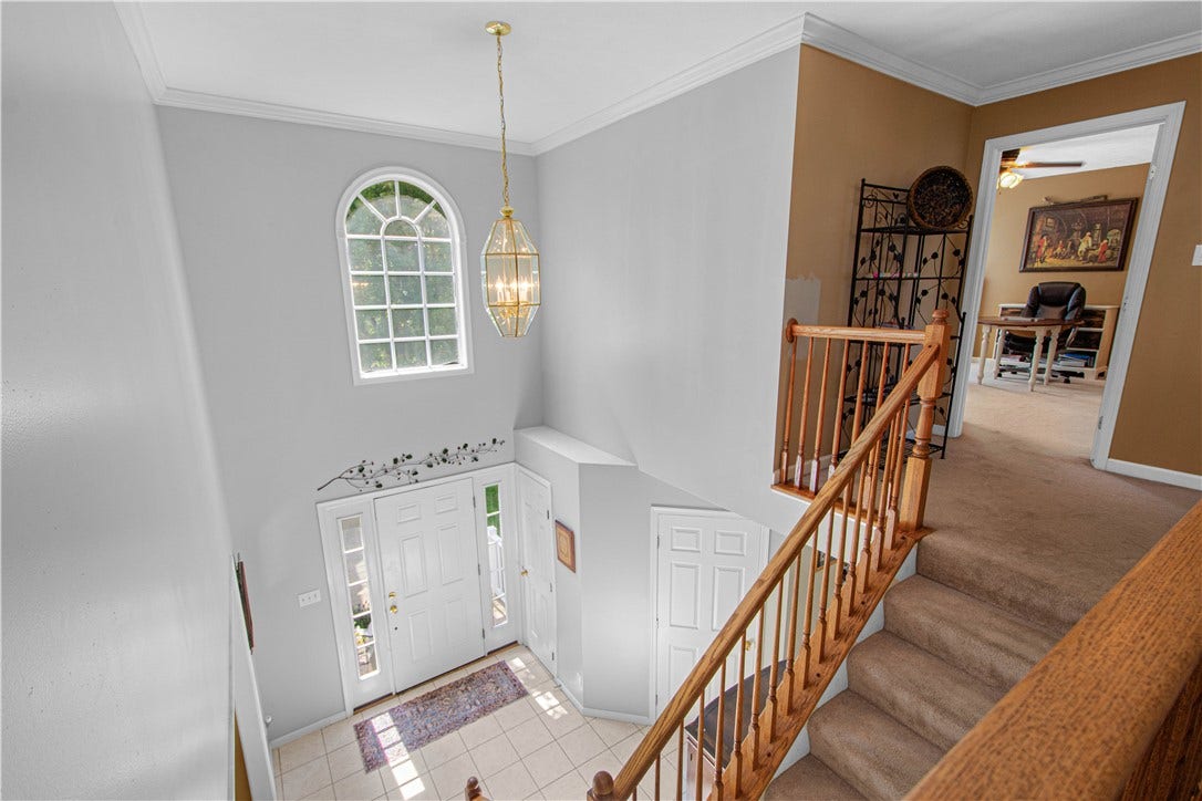 104 Great Rock Drive, Bethel Park, PA 15102