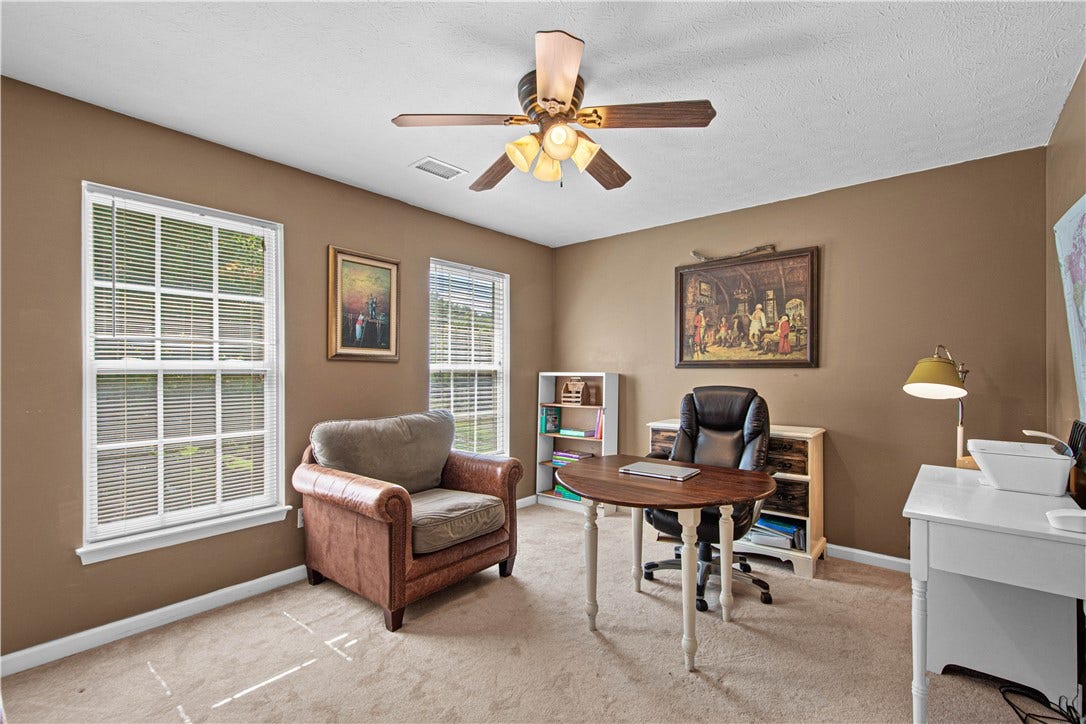 104 Great Rock Drive, Bethel Park, PA 15102