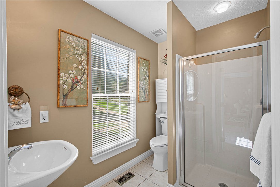 104 Great Rock Drive, Bethel Park, PA 15102