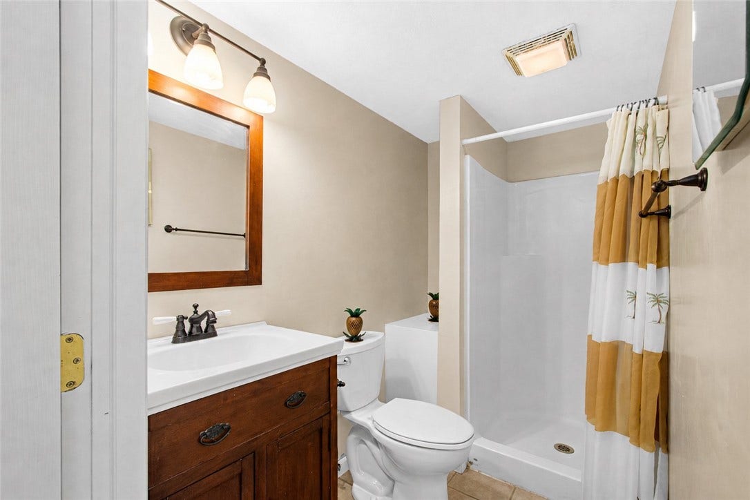 104 Great Rock Drive, Bethel Park, PA 15102