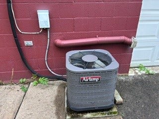 1120 O Block Road, Pittsburgh, PA 15239 Central Air Conditioning.