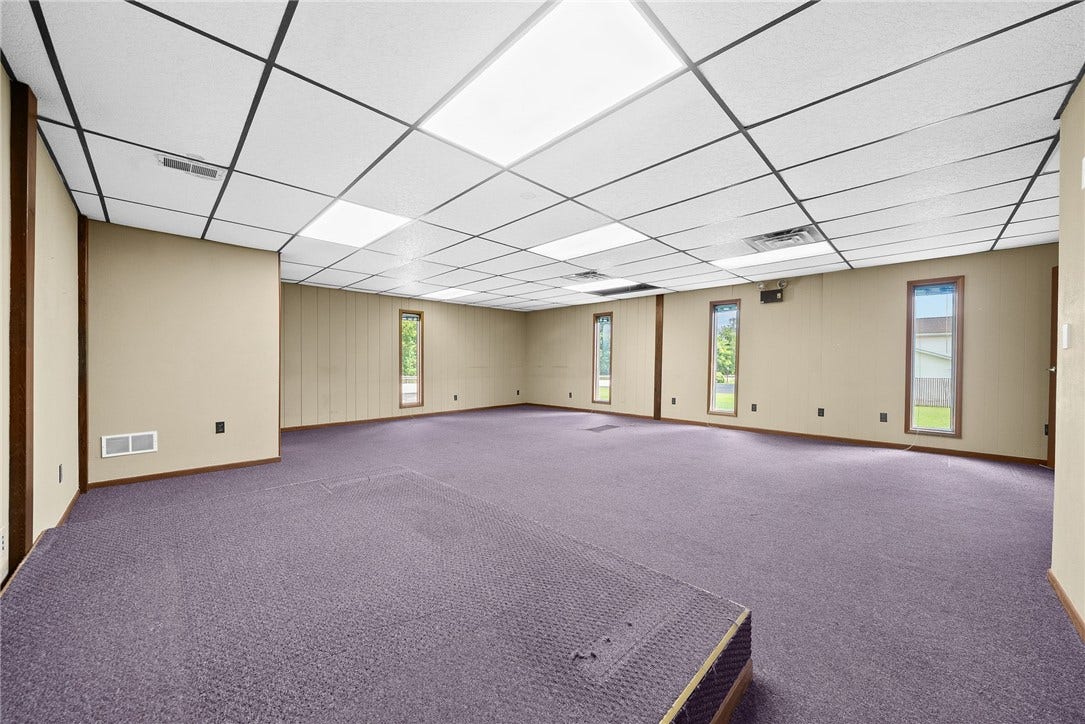 685 National Pike W., Brownsville, PA 15417