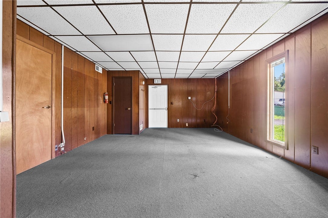 685 National Pike W., Brownsville, PA 15417