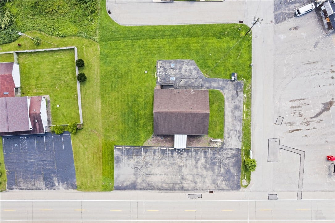 685 National Pike W., Brownsville, PA 15417