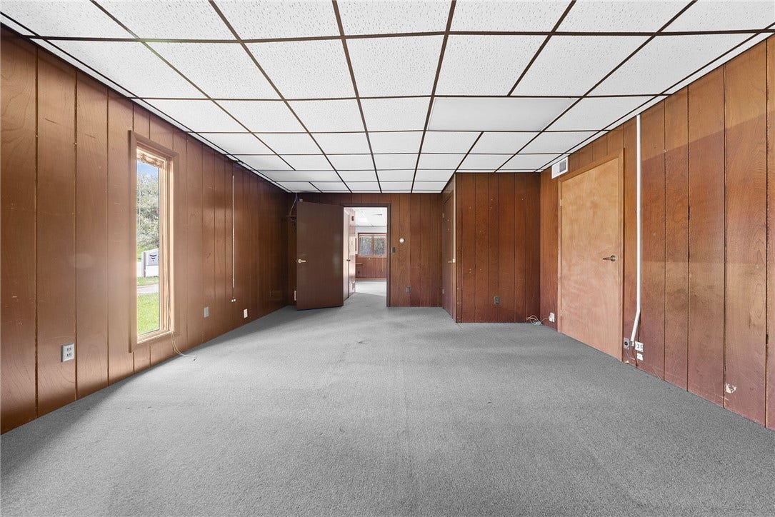 685 National Pike W., Brownsville, PA 15417