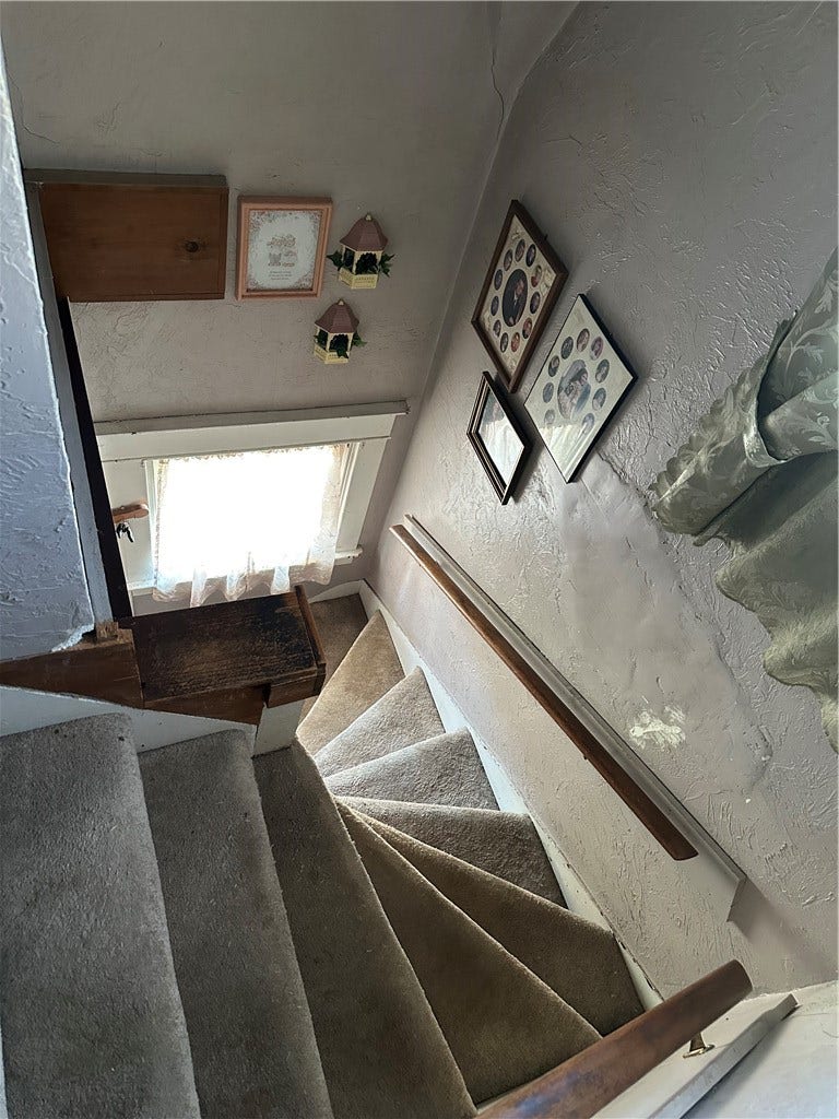 321 Monongahela Ave, Elizabeth, PA 15037