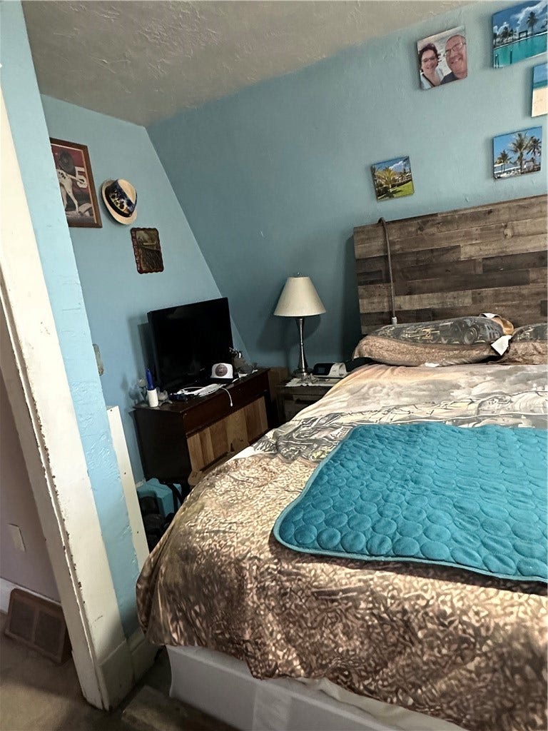 321 Monongahela Ave, Elizabeth, PA 15037