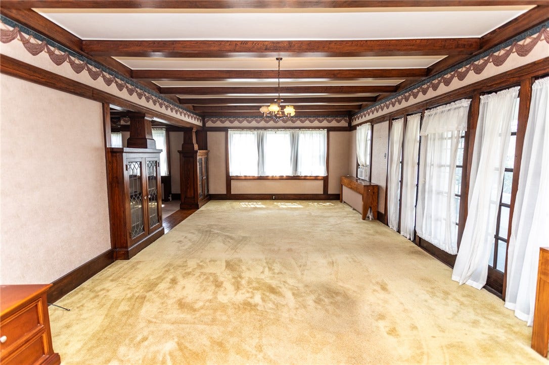 700 N Main St, Masontown, PA 15461