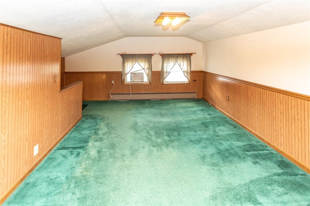 700 N Main St, Masontown, PA 15461