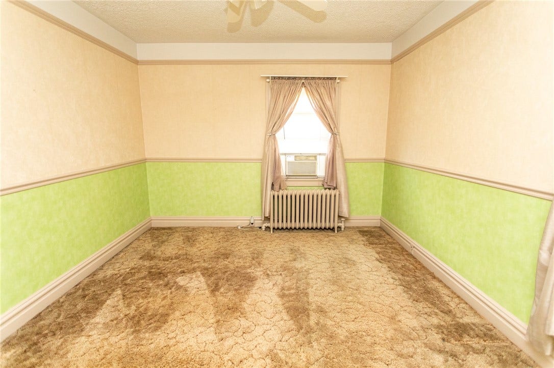 700 N Main St, Masontown, PA 15461