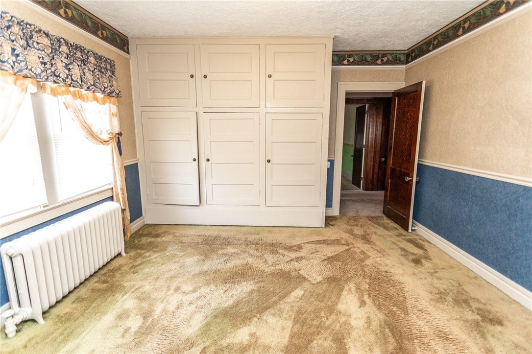 700 N Main St, Masontown, PA 15461