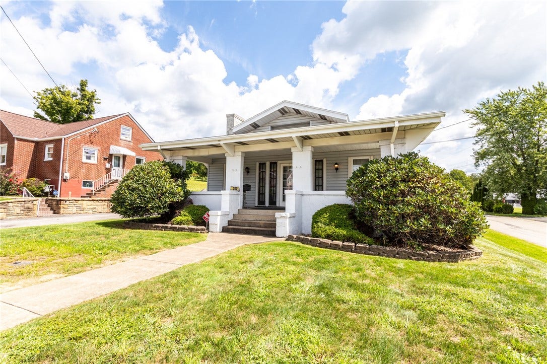 700 N Main St, Masontown, PA 15461