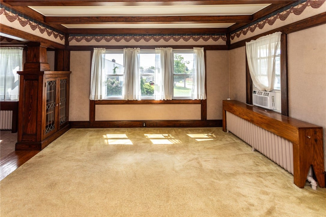 700 N Main St, Masontown, PA 15461