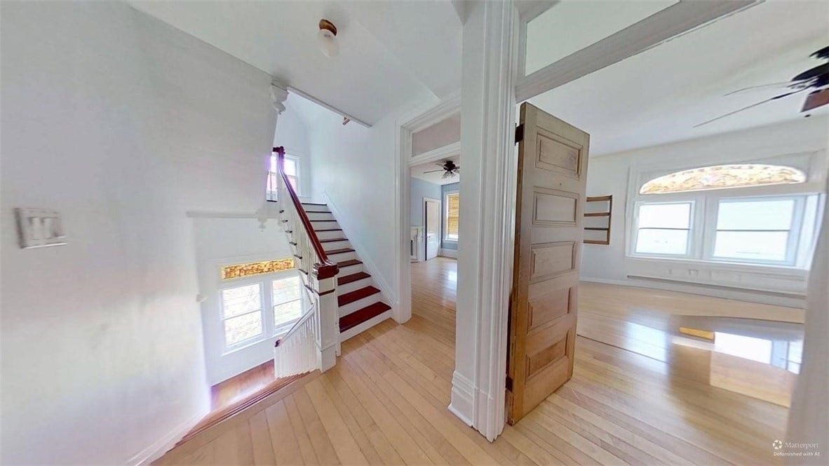 5546 Hays St, Pittsburgh, PA 15206 Stairs to the 3rd floor loft and suite