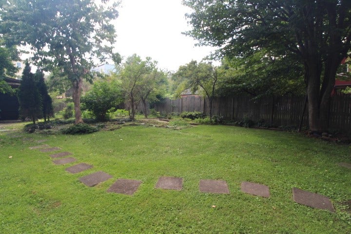 5546 Hays St, Pittsburgh, PA 15206 Pathway to garden and yard from the back porch