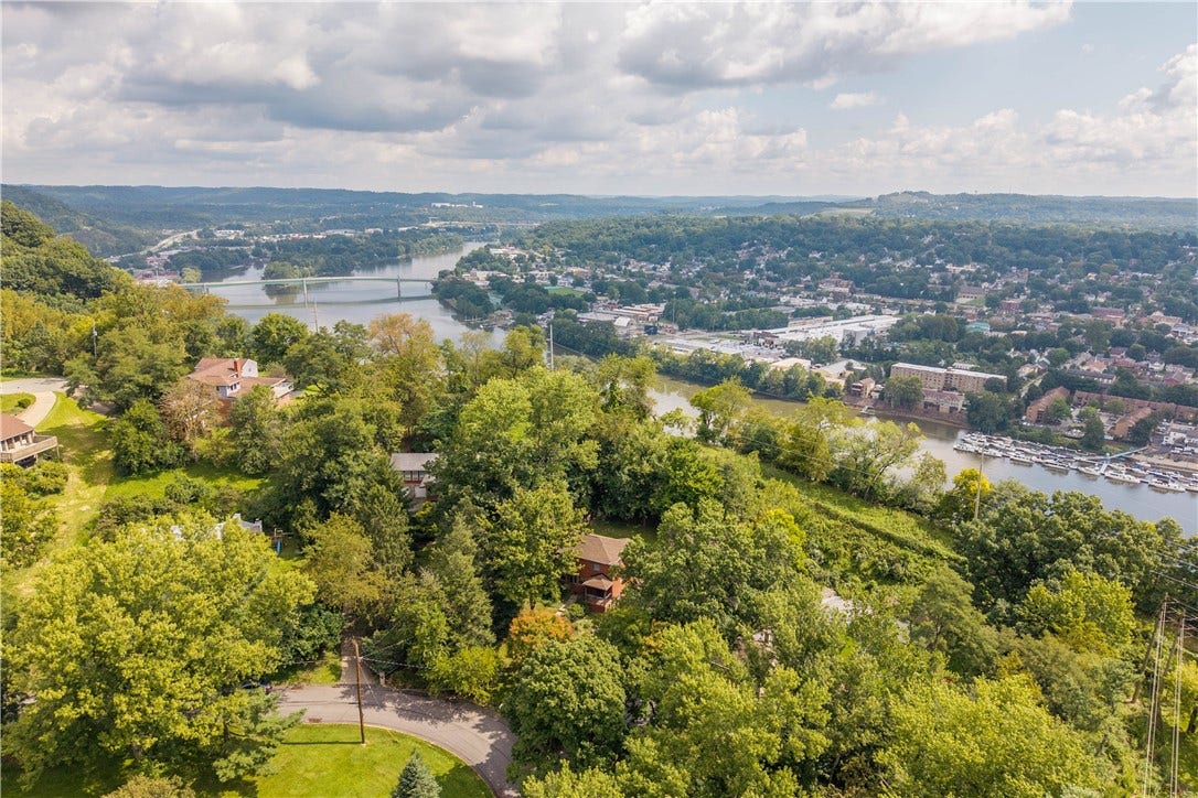 628 Orchard Hill Dr, Pittsburgh, PA 15238 628 Orchard Hill Dr, Pittsburgh, PA 15238