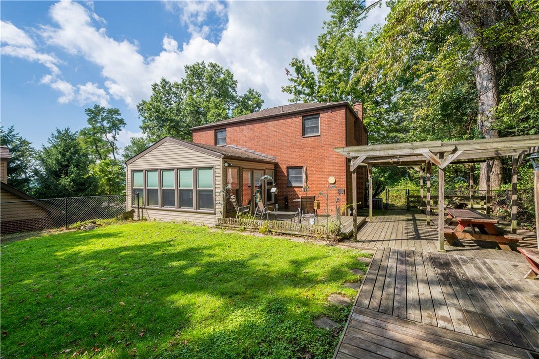 628 Orchard Hill Dr, Pittsburgh, PA 15238 628 Orchard Hill Dr, Pittsburgh, PA 15238