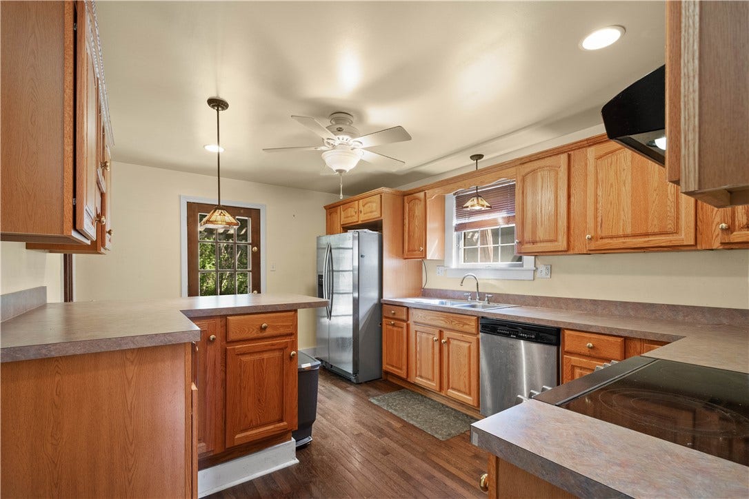 628 Orchard Hill Dr, Pittsburgh, PA 15238 628 Orchard Hill Dr, Pittsburgh, PA 15238