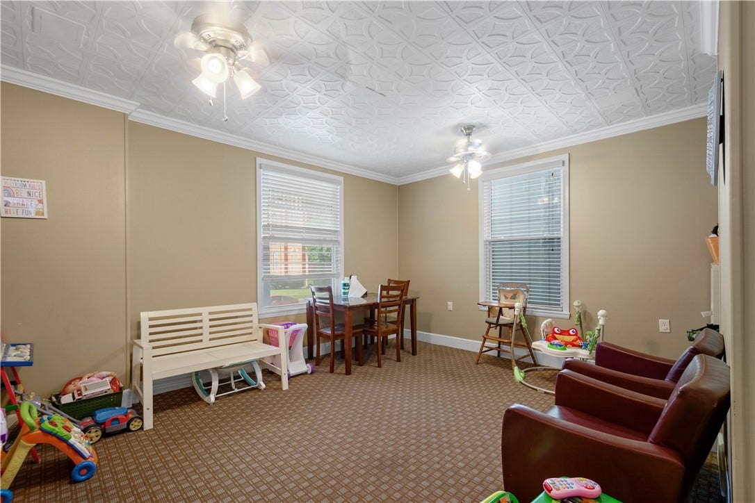 Friendly space for clients' children