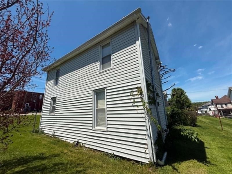 14 E CHURCH STREET, Masontown, PA 15461