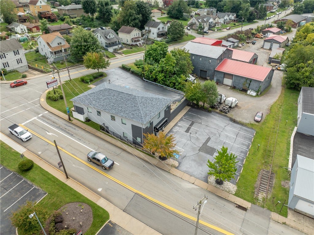 621 N 4TH STREET, Jeannette, PA 15644