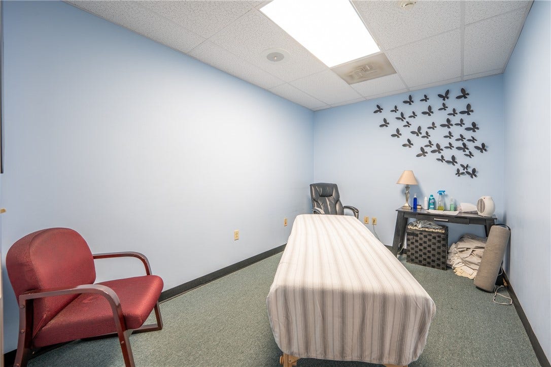 621 N 4TH STREET, Jeannette, PA 15644