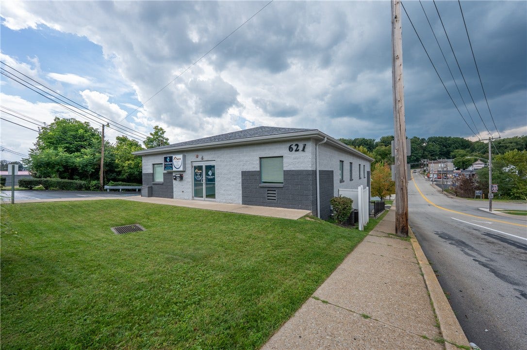 621 N 4TH STREET, Jeannette, PA 15644