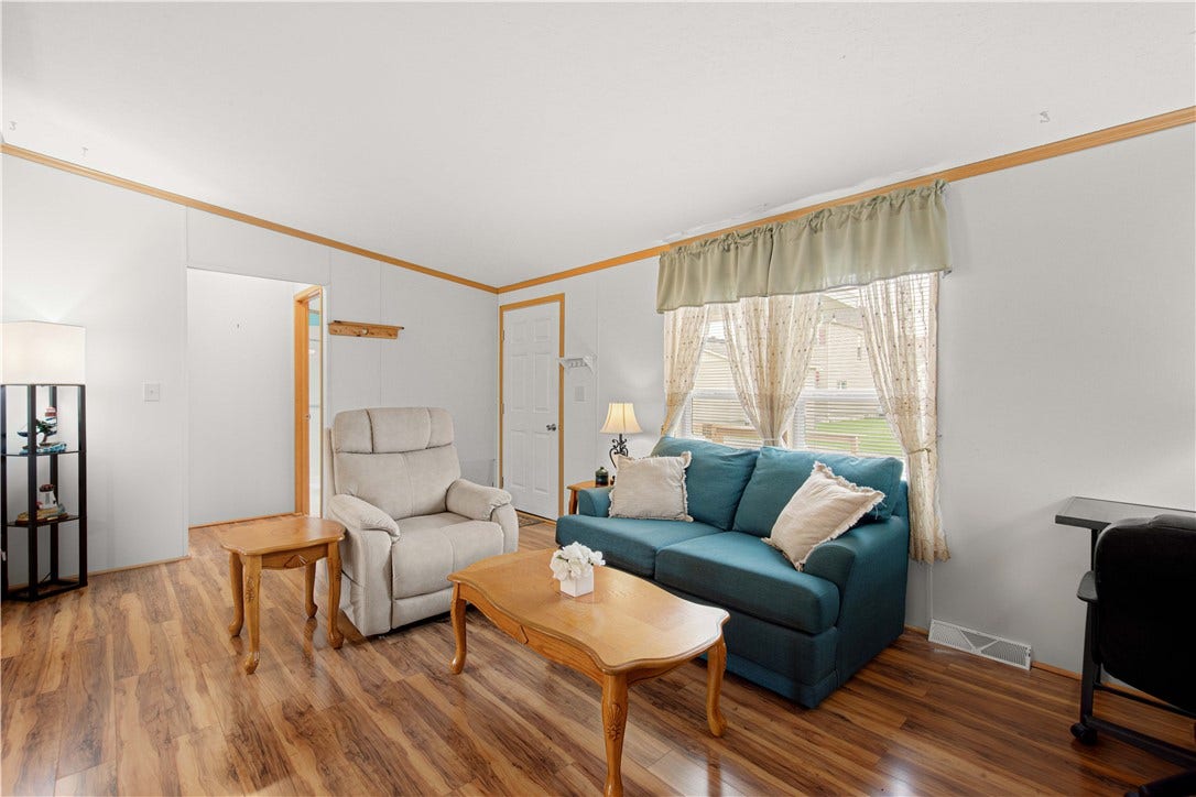 338 Westmoreland St, Belle Vernon, PA 15012