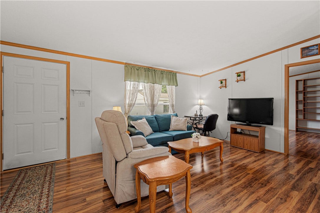 338 Westmoreland St, Belle Vernon, PA 15012