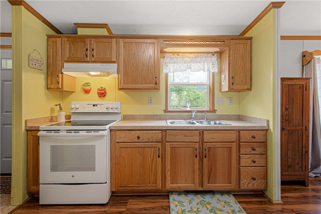 338 Westmoreland St, Belle Vernon, PA 15012