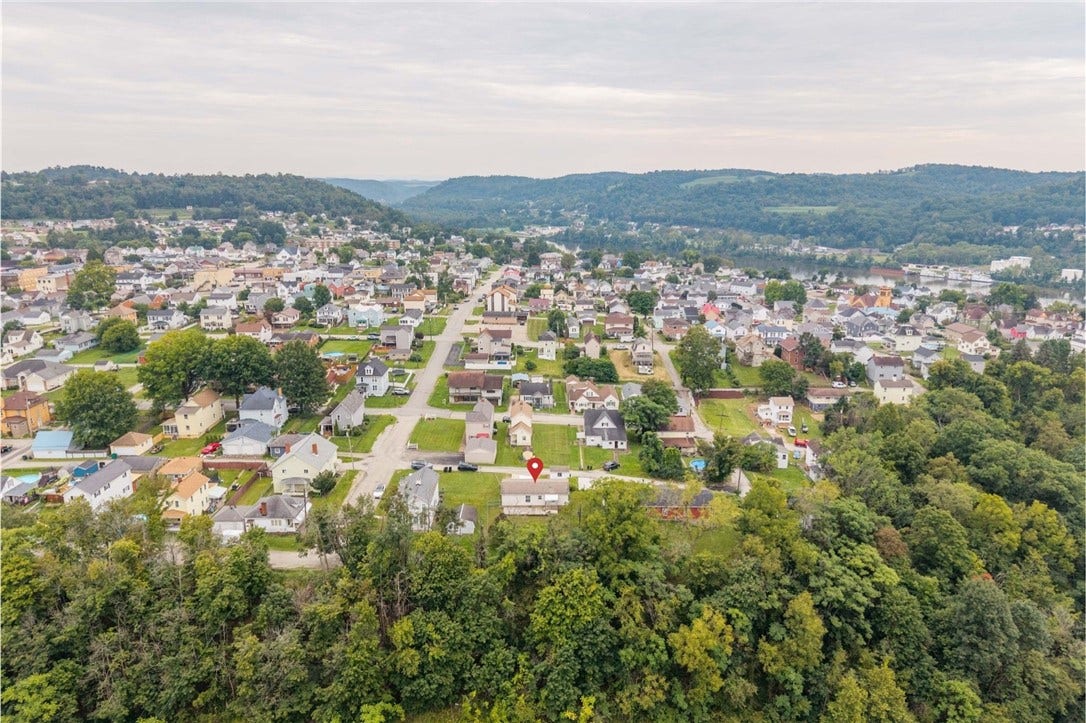 338 Westmoreland St, Belle Vernon, PA 15012