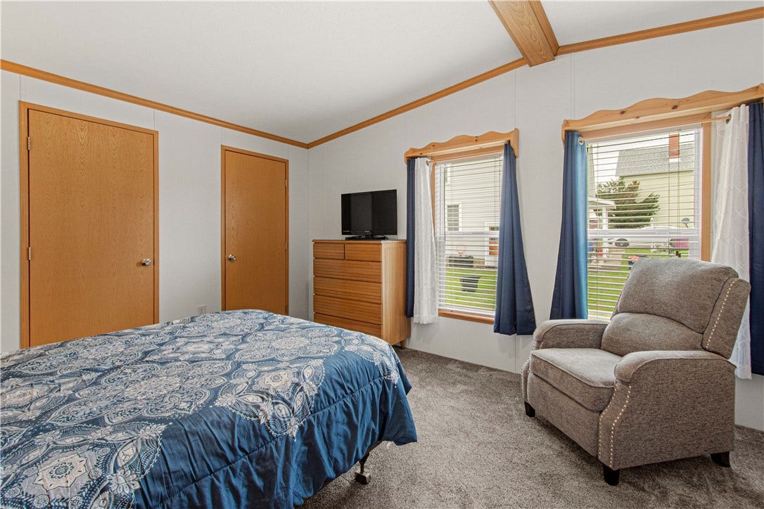 338 Westmoreland St, Belle Vernon, PA 15012