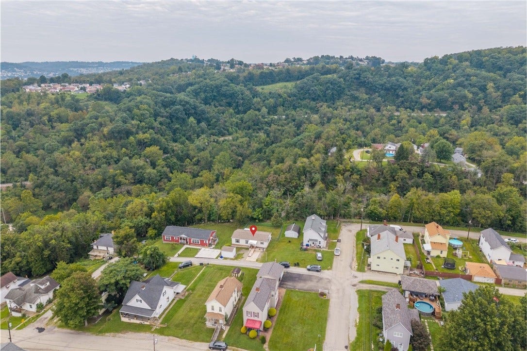 338 Westmoreland St, Belle Vernon, PA 15012