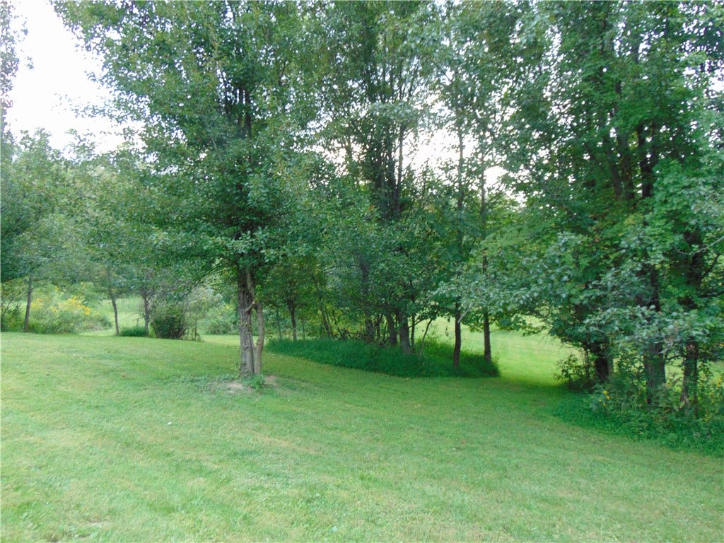 100 Robbins Drive, West Newton, PA 15089