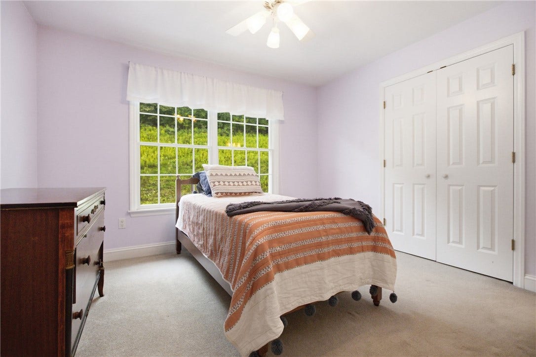 3040 Thomas Jefferson Dr, Jefferson Hills, PA 15025
