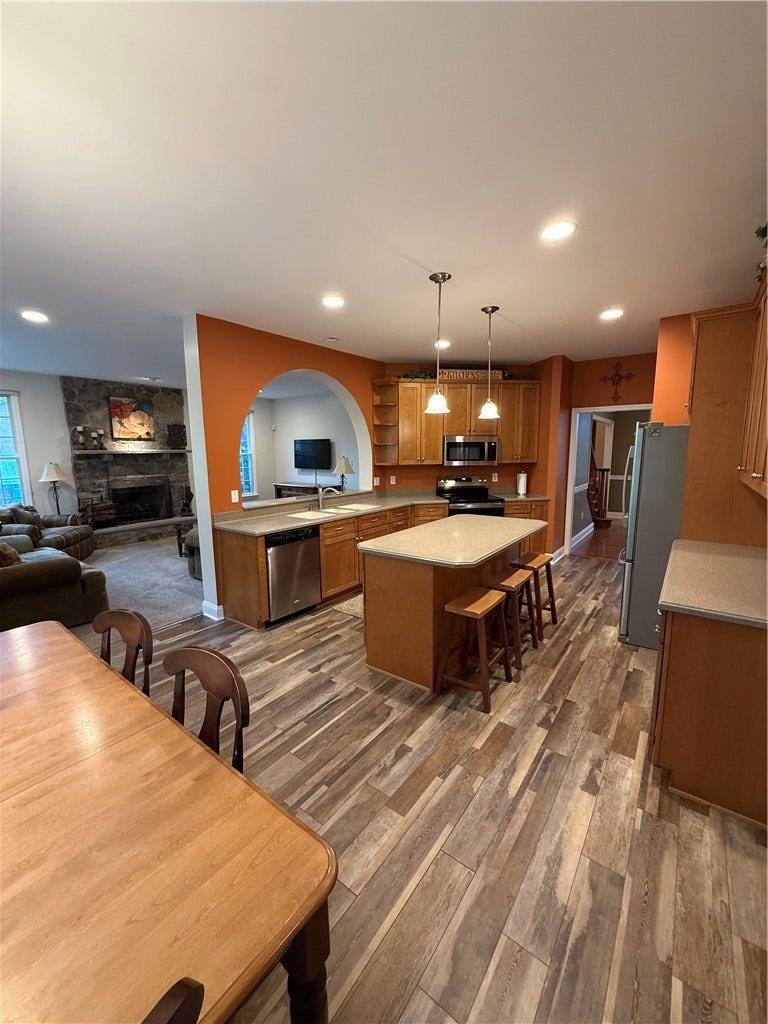 3040 Thomas Jefferson Dr, Jefferson Hills, PA 15025