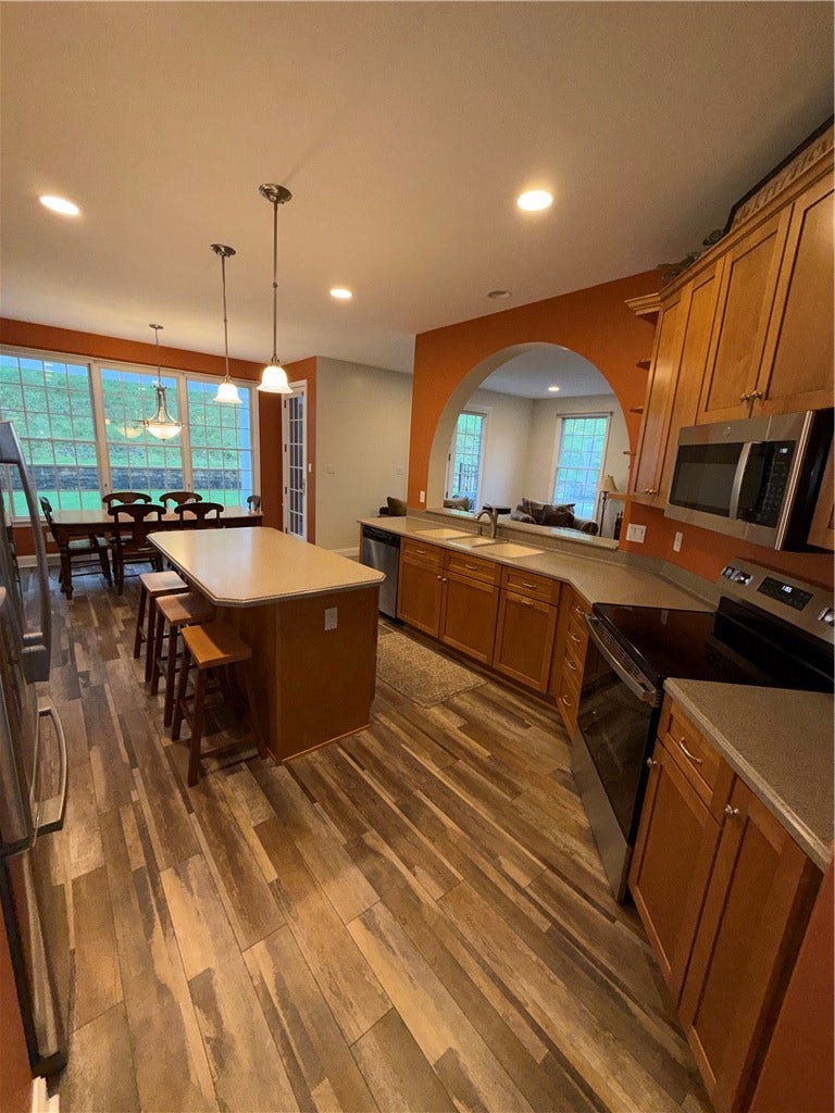 3040 Thomas Jefferson Dr, Jefferson Hills, PA 15025