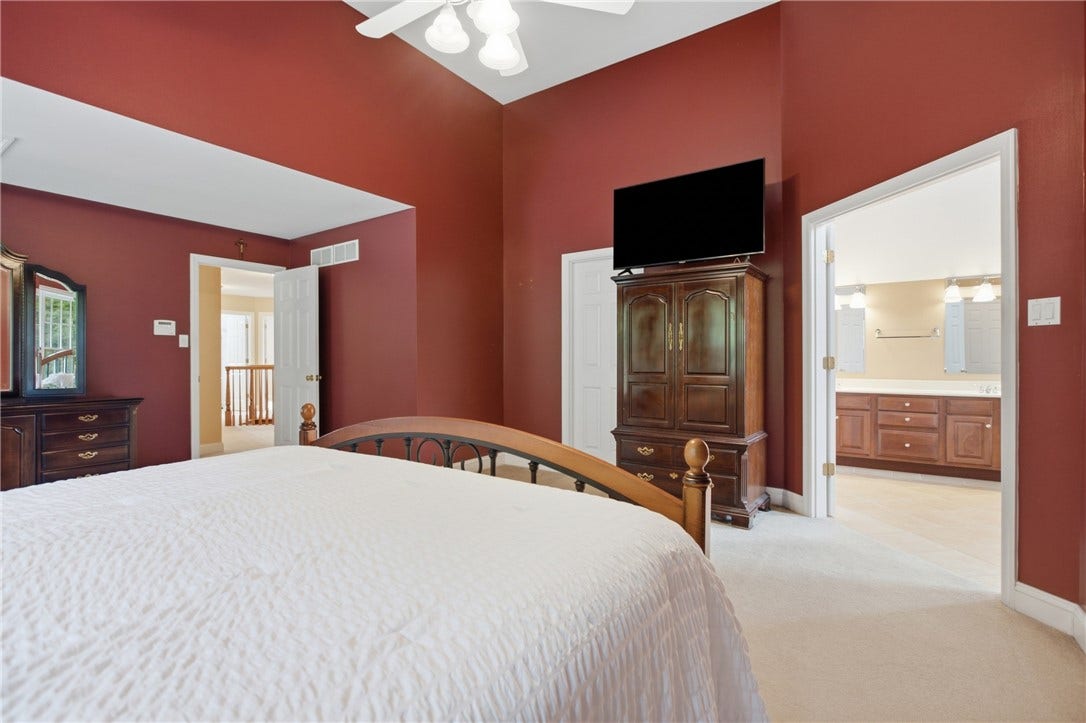 3040 Thomas Jefferson Dr, Jefferson Hills, PA 15025