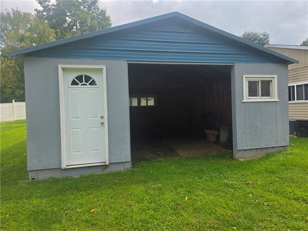 113 Danko Ln, Greensburg, PA 15601