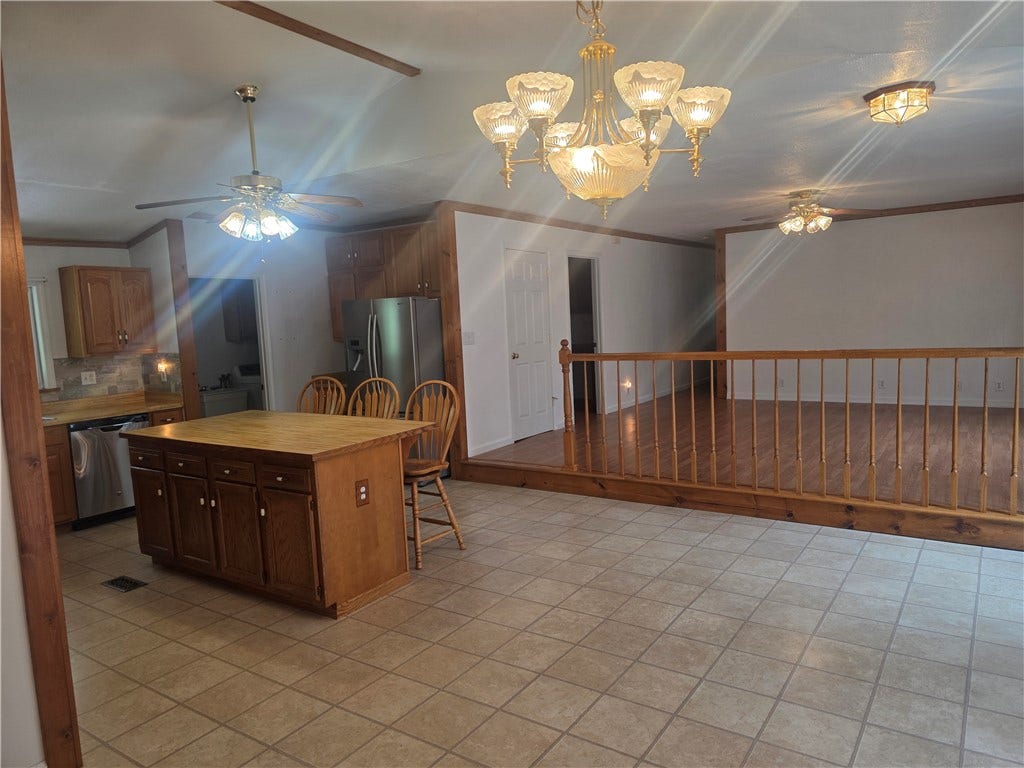113 Danko Ln, Greensburg, PA 15601