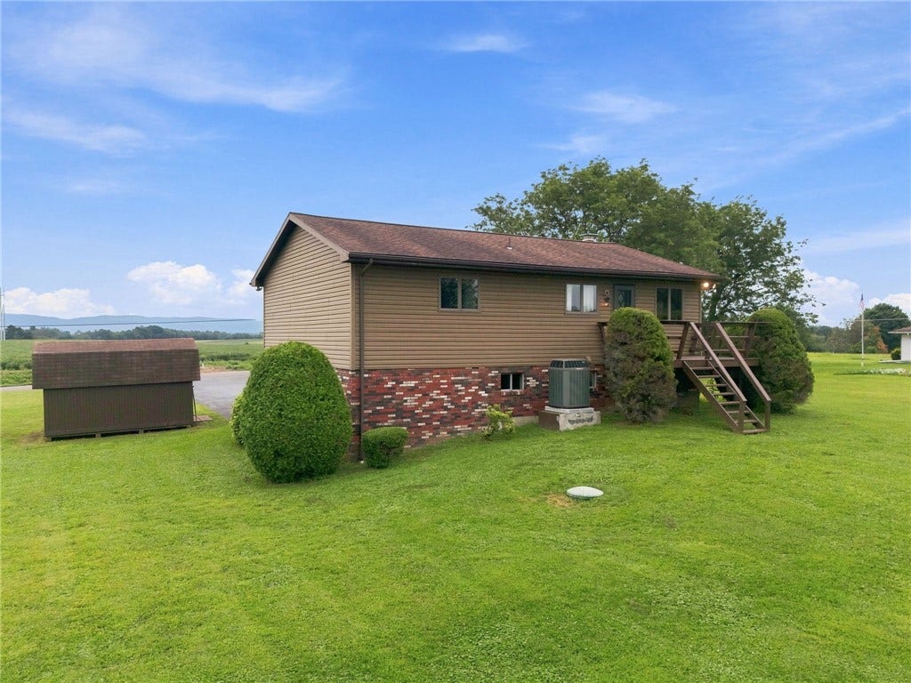 457 Mount Nebo Church Rd, Scottdale, PA 15683